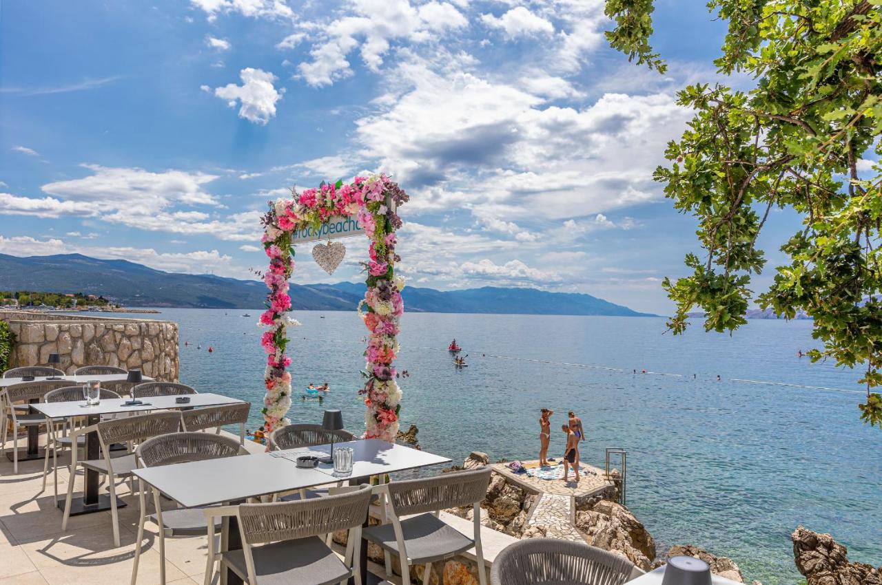 Rocky Beach Rooms Novi Vinodolski Dış mekan fotoğraf